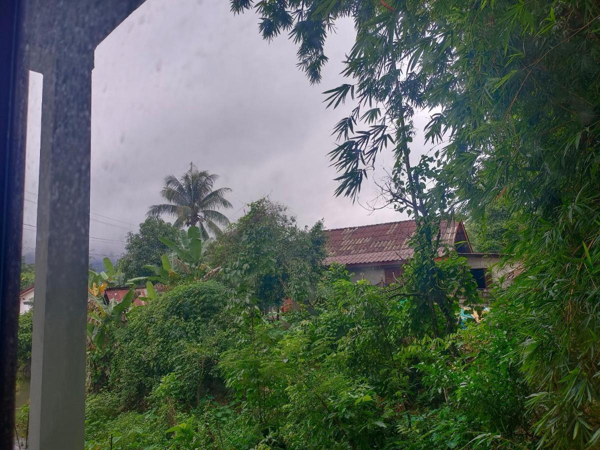 Vang Vieng Champa Hotel 外观 照片