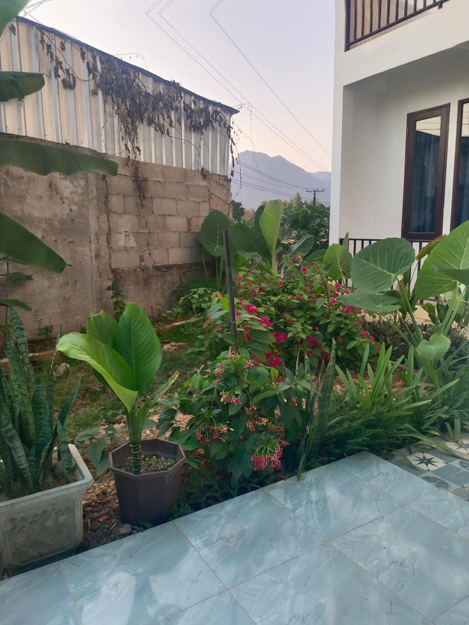 Vang Vieng Champa Hotel 外观 照片