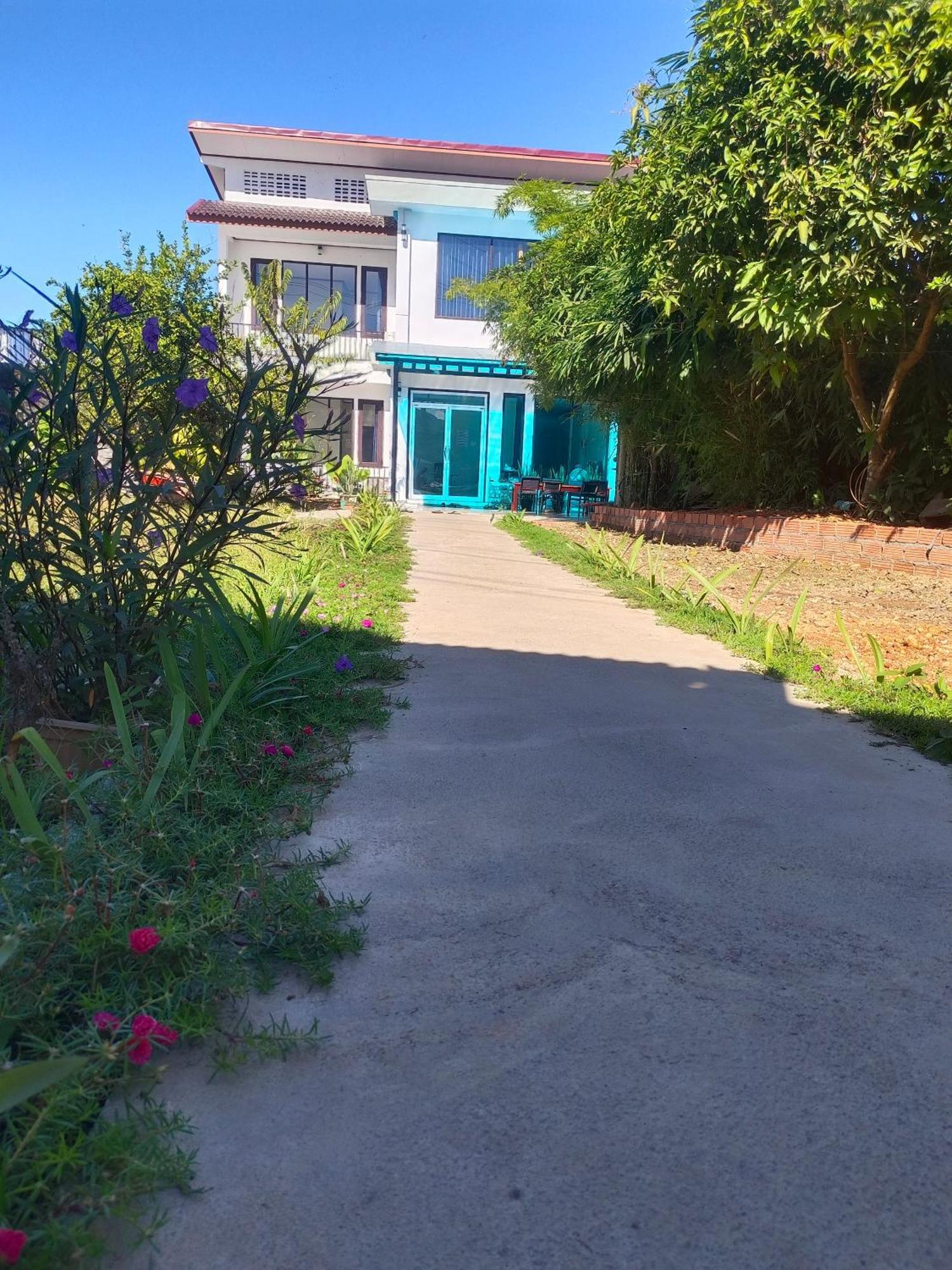 Vang Vieng Champa Hotel 外观 照片